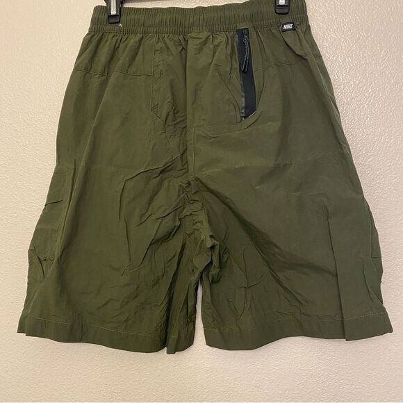 Nike Tech Essential Utility Shorts cargo Rough Green gorpcore nylon waterproof S - Picture 2 of 12